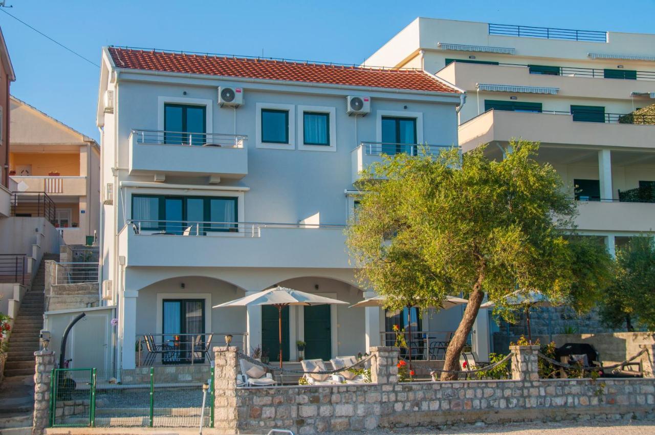 Beach Apartments Tivat Ngoại thất bức ảnh