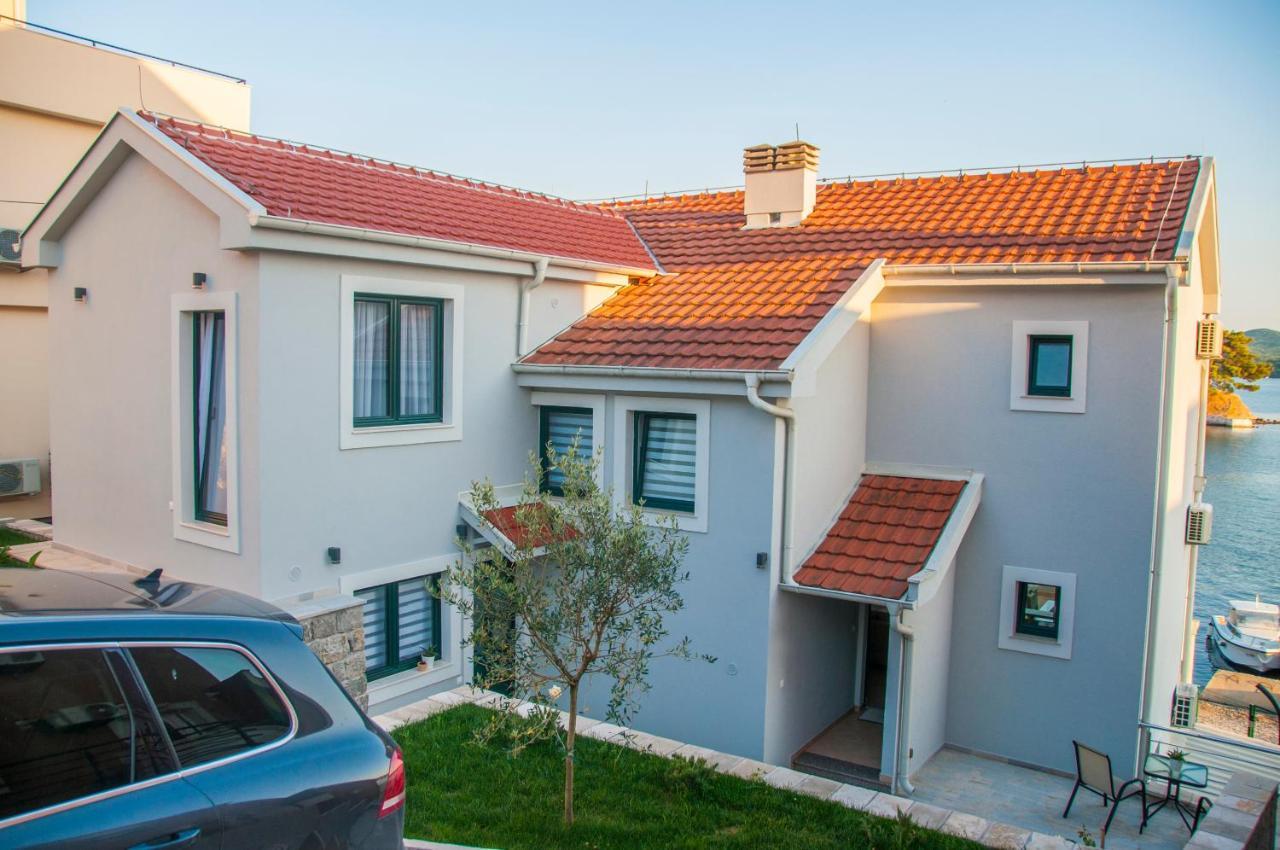 Beach Apartments Tivat Ngoại thất bức ảnh