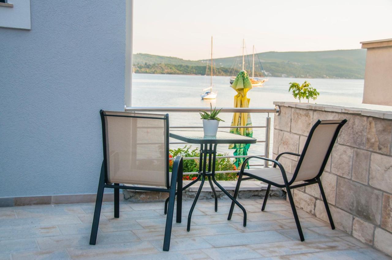 Beach Apartments Tivat Ngoại thất bức ảnh